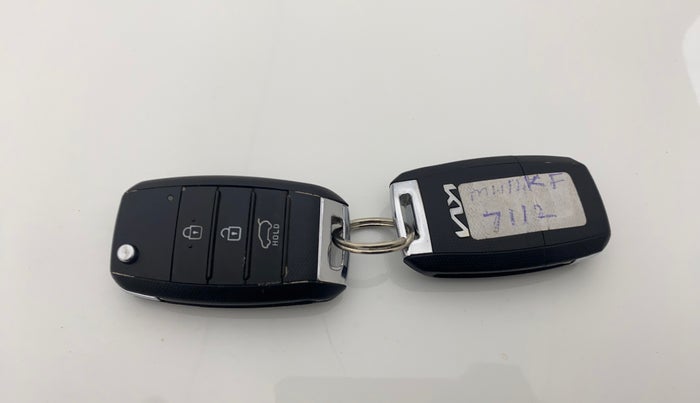 2022 KIA SELTOS HTK 1.5 PETROL, Petrol, Manual, 21,952 km, Key Close Up