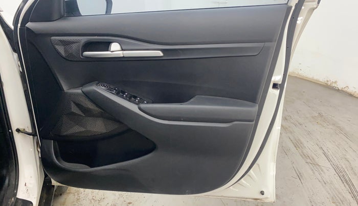 2022 KIA SELTOS HTK 1.5 PETROL, Petrol, Manual, 21,952 km, Driver Side Door Panels Control