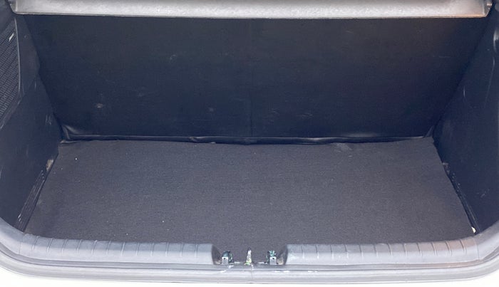 2022 Hyundai NEW I20 ASTA (O) 1.2 MT, Petrol, Manual, 19,783 km, Boot Inside