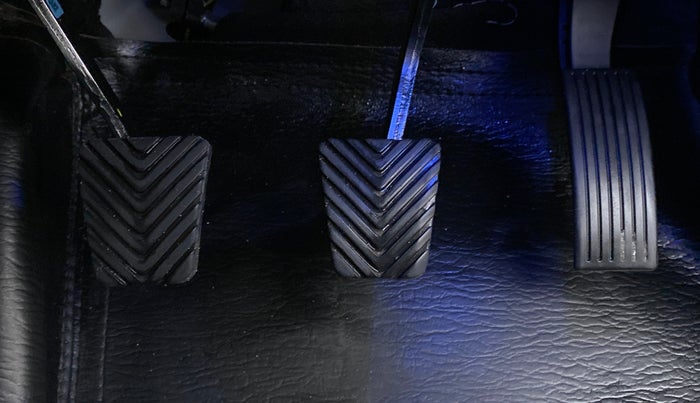 2022 Hyundai NEW I20 ASTA (O) 1.2 MT, Petrol, Manual, 19,783 km, Pedals