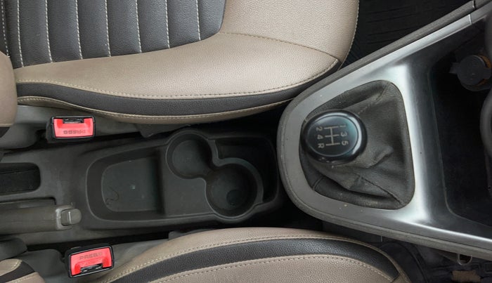 2014 Hyundai i10 MAGNA 1.1, Petrol, Manual, 65,308 km, Gear Lever