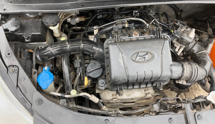 2014 Hyundai i10 MAGNA 1.1, Petrol, Manual, 65,308 km, Engine View - Right