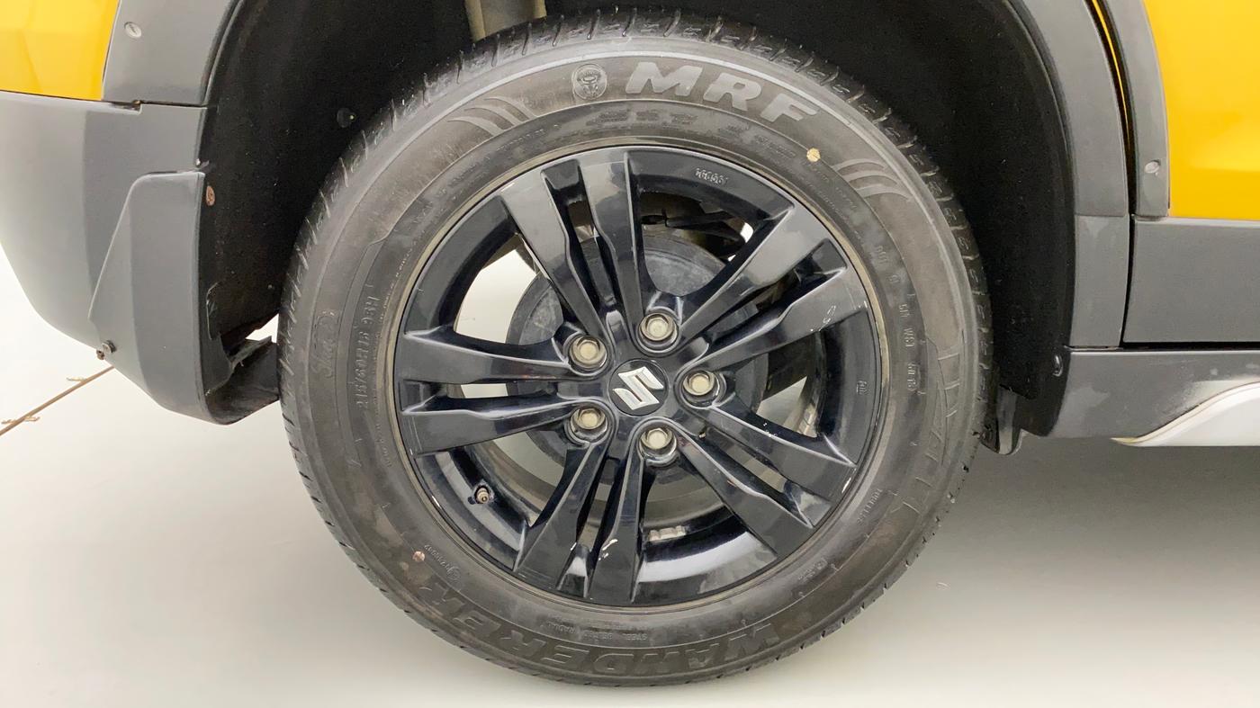 2019 Maruti Vitara Brezza ZDI PLUS DUAL TONE, Diesel, Manual, 14,775 km, Right Rear Wheel