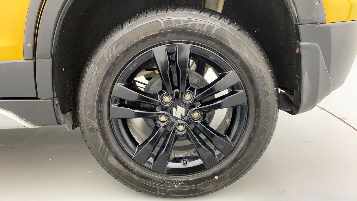 2019 Maruti Vitara Brezza ZDI PLUS DUAL TONE, Diesel, Manual, 14,775 km, Left Rear Wheel