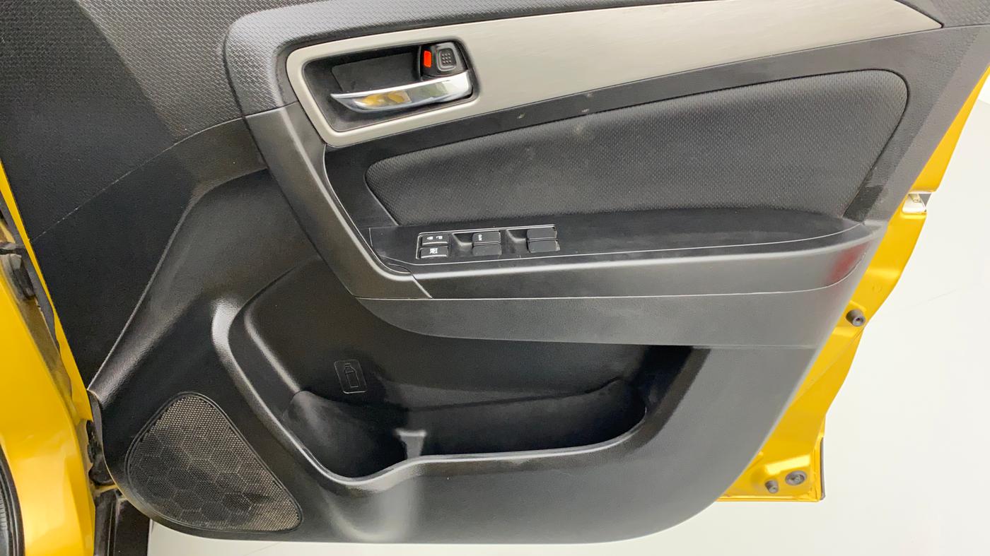 2019 Maruti Vitara Brezza ZDI PLUS DUAL TONE, Diesel, Manual, 14,775 km, Driver Side Door Panels Control