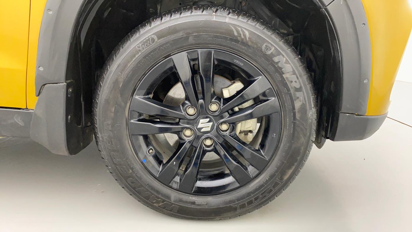 2019 Maruti Vitara Brezza ZDI PLUS DUAL TONE, Diesel, Manual, 14,775 km, Right Front Wheel