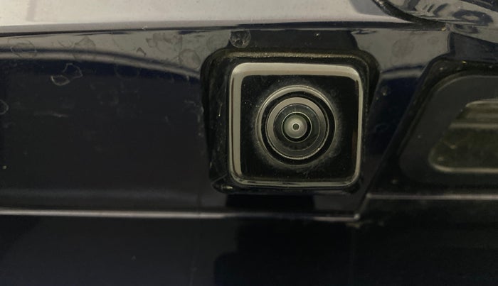 2024 Mahindra XUV700 AX 7 Luxury Pack Petrol AT 6 STR, Petrol, Automatic, 2,678 km, Parking Camera