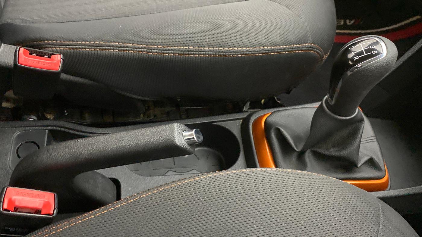 2018 Tata TIAGO NRG PETROL, Petrol, Manual, 10,552 km, Gear Lever