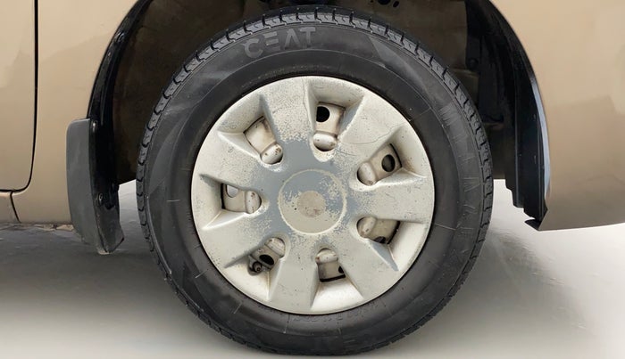 2017 Maruti Wagon R 1.0 LXI CNG, CNG, Manual, 70,007 km, Right Front Wheel