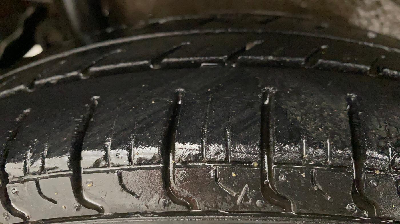 2017 Maruti Wagon R 1.0 LXI CNG, CNG, Manual, 70,007 km, Right Rear Tyre Tread