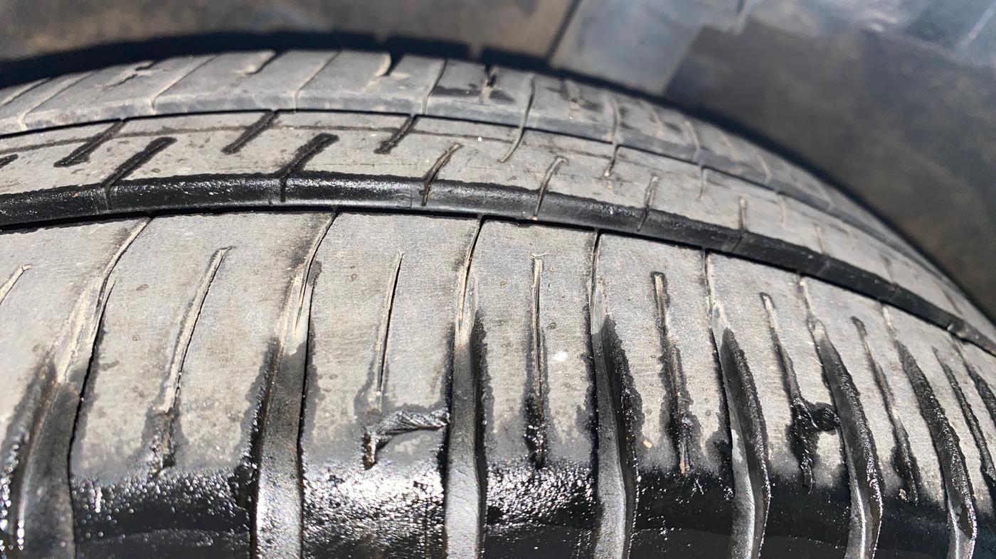 2014 Hyundai Xcent S 1.2, Petrol, Manual, 72,265 km, Left Front Tyre Tread