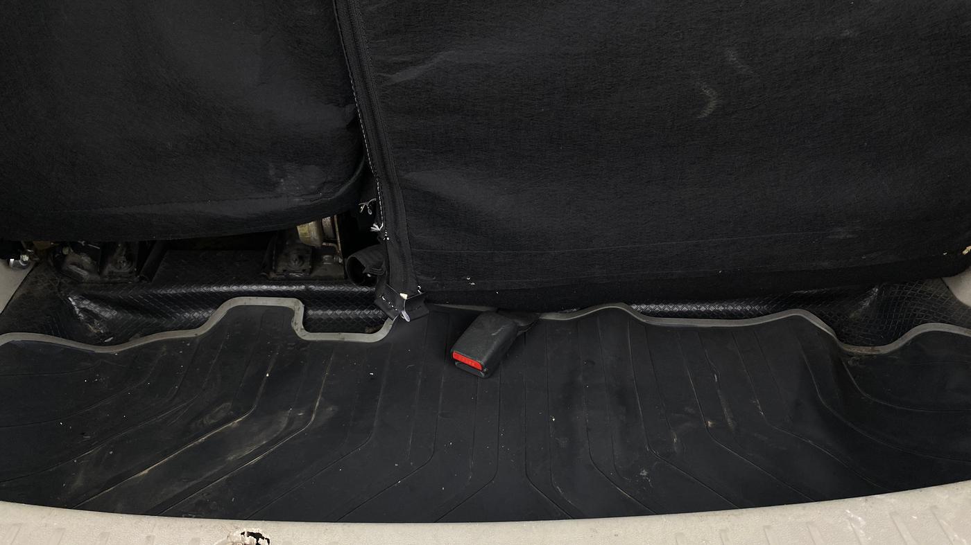 2019 Mahindra MARAZZO M2 8 STR, Diesel, Manual, 33,351 km, Boot Inside