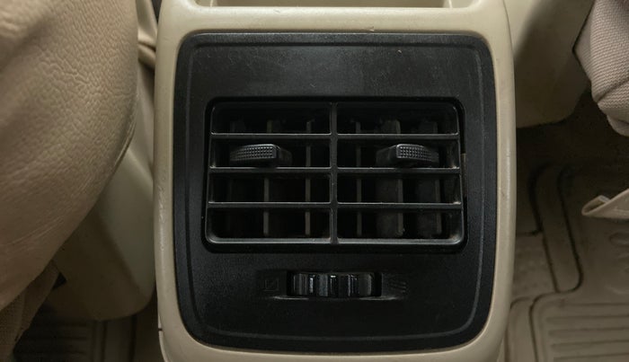 2018 Maruti Dzire VDI, Diesel, Manual, 64,722 km, Rear AC Vents
