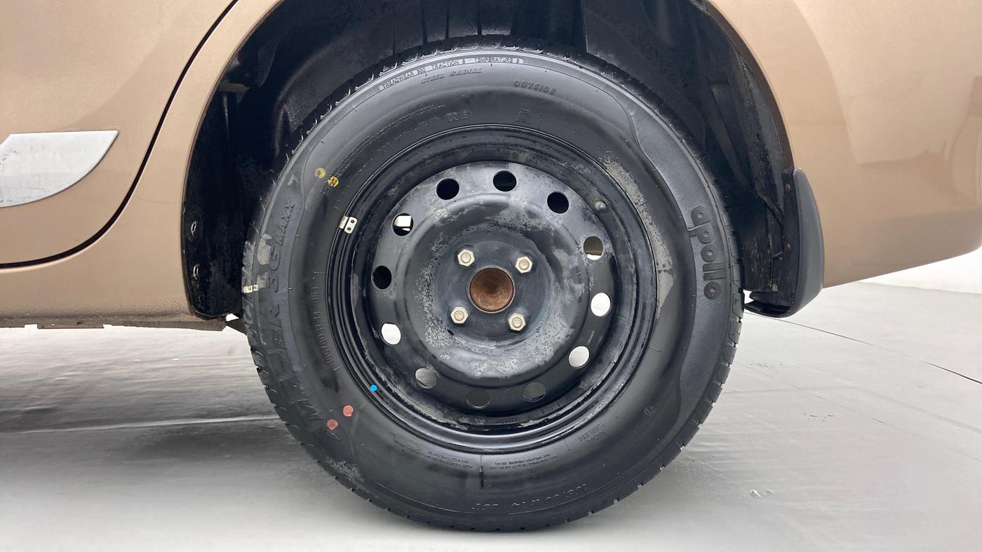 2018 Maruti Dzire VDI, Diesel, Manual, 64,722 km, Left Rear Wheel
