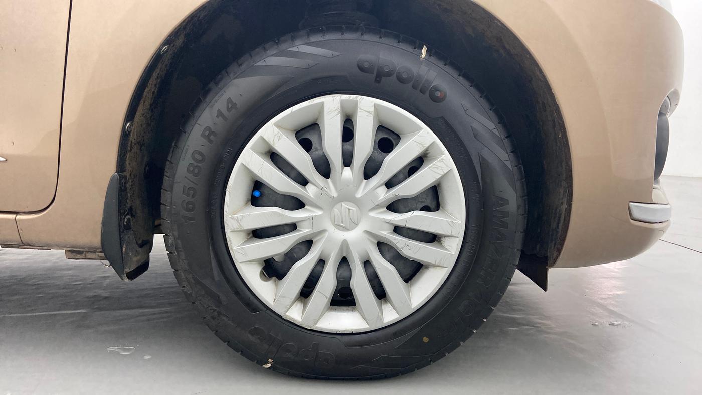 2018 Maruti Dzire VDI, Diesel, Manual, 64,722 km, Right Front Wheel