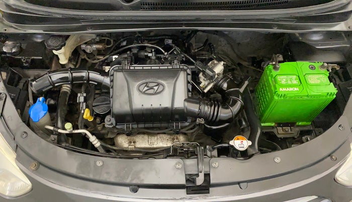 2014 Hyundai i10 MAGNA 1.1, Petrol, Manual, 33,275 km, Engine View