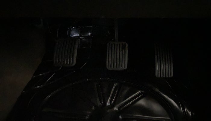 2014 Hyundai i10 MAGNA 1.1, Petrol, Manual, 33,275 km, Pedals