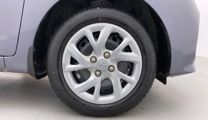 2017 Hyundai Grand i10 SPORTZ 1.2 KAPPA VTVT, Petrol, Manual, 36,038 km, Right Front Wheel