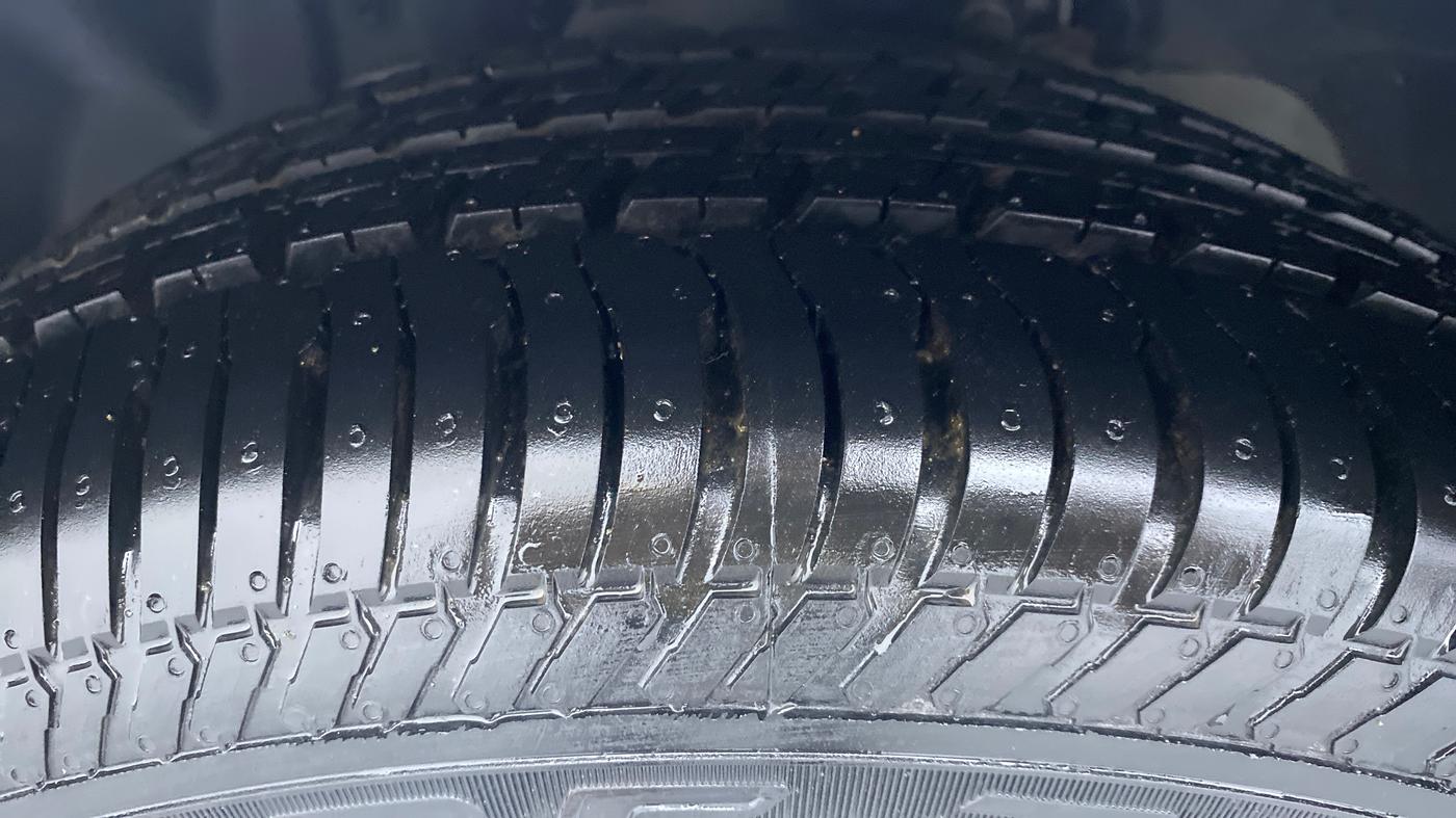 2016 Ford Ecosport 1.5 TITANIUM TI VCT AT, Petrol, Automatic, 39,311 km, Left Front Tyre Tread