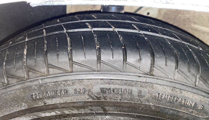 2022 Maruti Celerio VXI AMT, Petrol, Automatic, 64,404 km, Left Front Tyre Tread