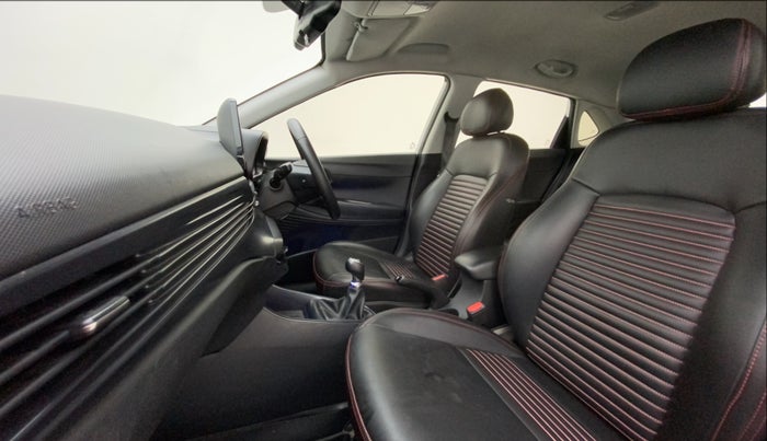 2021 Hyundai NEW I20 ASTA 1.2 MT, Petrol, Manual, 51,250 km, Right Side Front Door Cabin