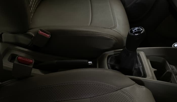 2022 Maruti Ertiga VXI SHVS, Petrol, Manual, 21,372 km, Gear Lever