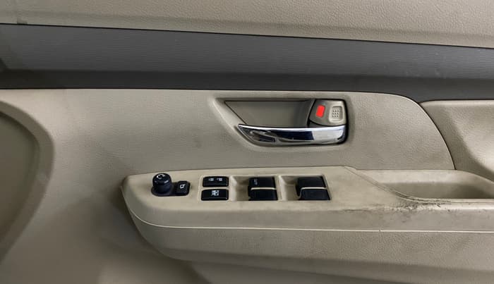2022 Maruti Ertiga VXI SHVS, Petrol, Manual, 21,372 km, Driver Side Door Panels Control