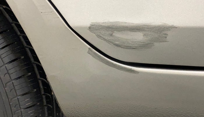 2015 Maruti Swift Dzire VXI, Petrol, Manual, 65,480 km, Right running board - Minor scratches