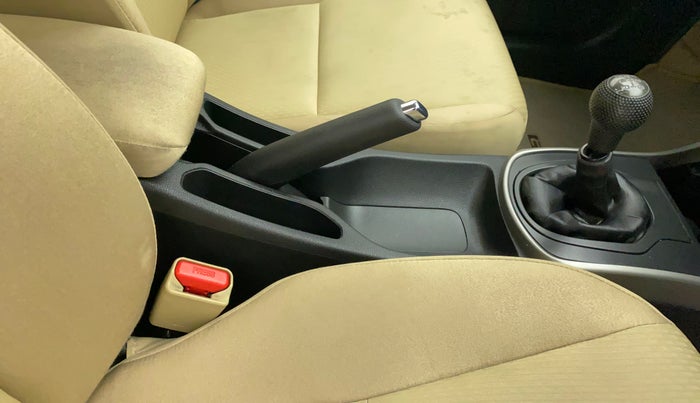 2021 Honda City 1.5L I-VTEC V MT 4TH GEN, Petrol, Manual, 5,639 km, Gear Lever