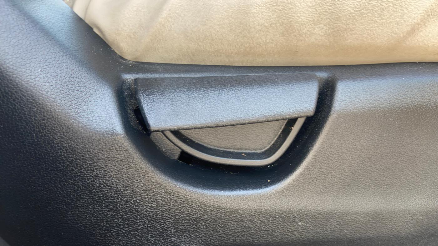 2019 Hyundai NEW SANTRO SPORTZ AMT, Petrol, Automatic, 16,913 km, Driver Side Adjustment Panel
