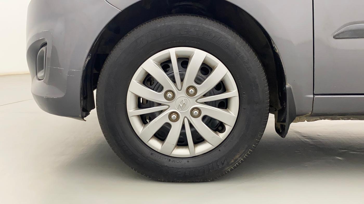 2013 Hyundai i10 MAGNA 1.2, Petrol, Manual, 38,141 km, Left Front Wheel