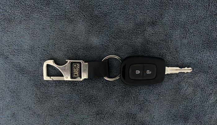 2020 Renault Duster RXS 1.5 PETROL MT, Petrol, Manual, 12,553 km, Key Close Up