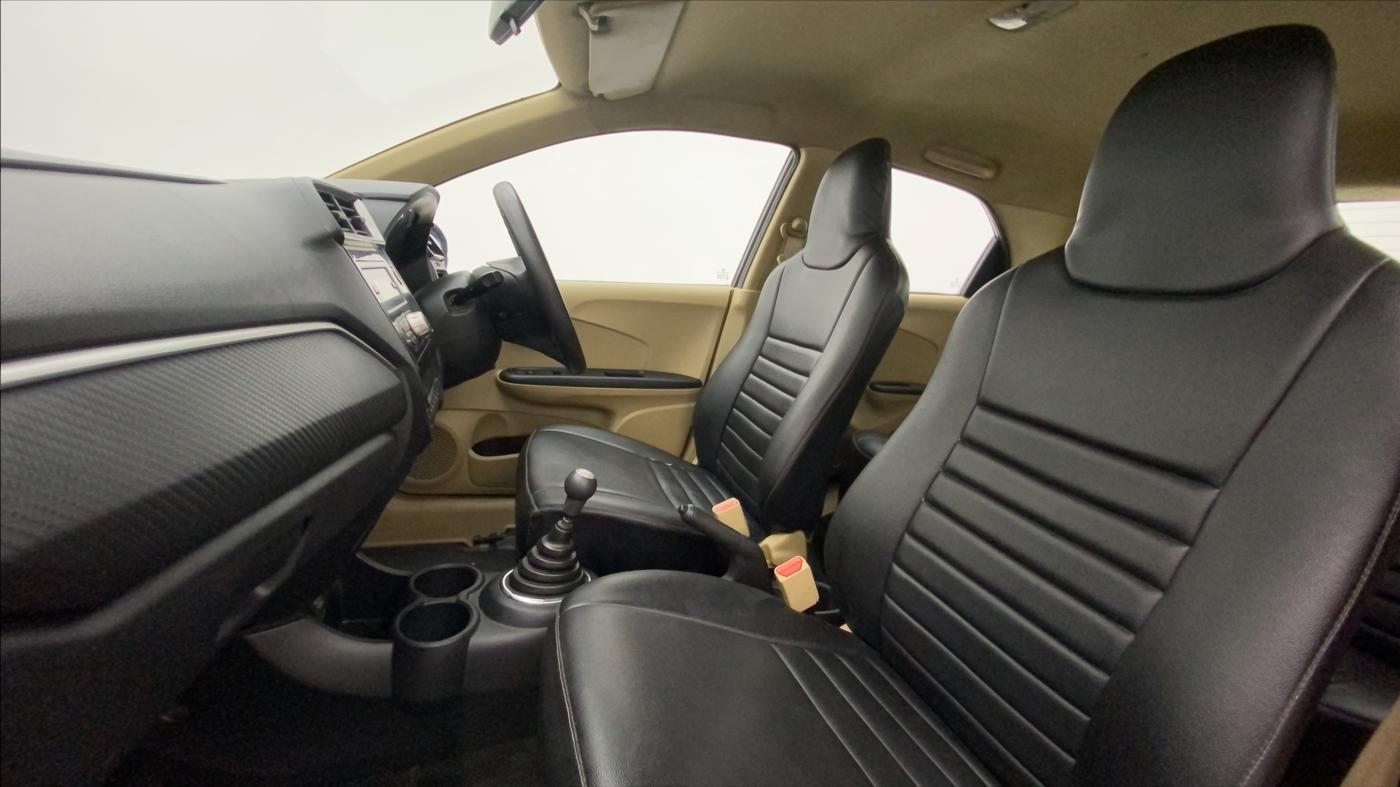 2017 Honda Brio S MT, Petrol, Manual, 44,506 km, Right Side Front Door Cabin