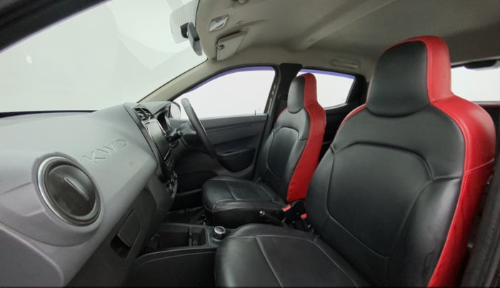 2019 Renault Kwid RXT 1.0 AMT (O), Petrol, Automatic, 32,432 km, Right Side Front Door Cabin