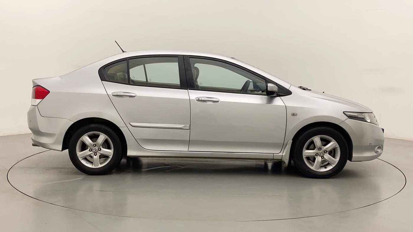 2011 Honda City 1.5L I-VTEC V MT, Petrol, Manual, 1,18,087 km, Right Side View