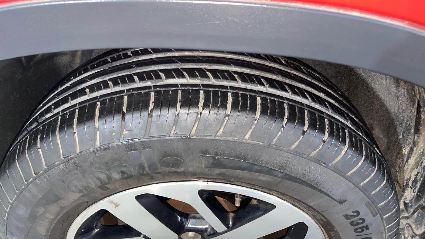 2020 Tata Harrier XZA PLUS 2.0L DUAL TONE, Diesel, Automatic, 13,056 km, Left Front Tyre Tread