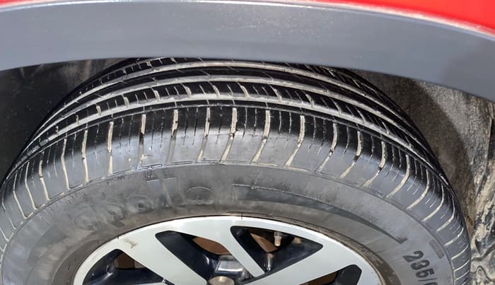 2020 Tata Harrier XZA PLUS 2.0L DUAL TONE, Diesel, Automatic, 13,056 km, Left Front Tyre Tread