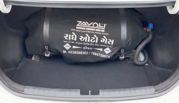 2019 Hyundai Xcent SX 1.2, CNG, Manual, 78,695 km, Boot Inside