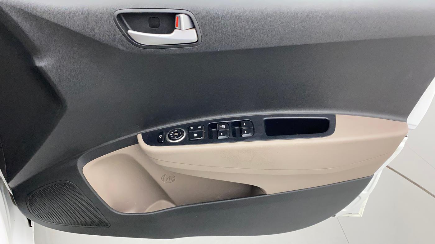 2019 Hyundai Xcent SX 1.2, CNG, Manual, 78,695 km, Driver Side Door Panels Control