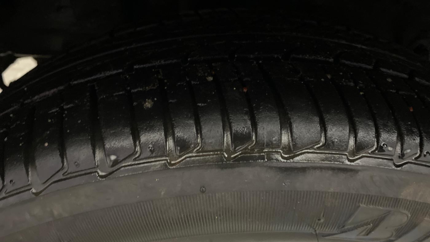 2022 Tata Tiago XZA PLUS PETROL, Petrol, Automatic, 13,693 km, Right Rear Tyre Tread