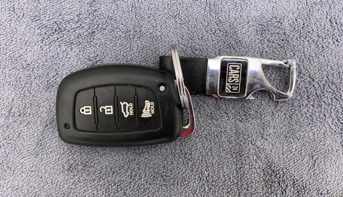 2020 Hyundai Creta SX 1.5 DIESEL, Diesel, Manual, 80,551 km, Key Close Up