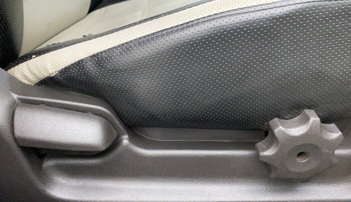 2015 Hyundai Verna FLUIDIC 4S 1.6 VTVT S, Petrol, Manual, 74,294 km, Driver Side Adjustment Panel