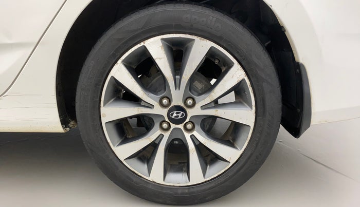 2015 Hyundai Verna FLUIDIC 4S 1.6 VTVT S, Petrol, Manual, 74,294 km, Left Rear Wheel