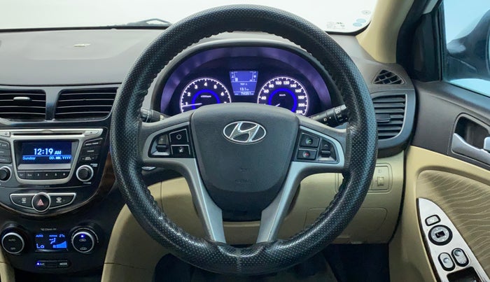 2015 Hyundai Verna FLUIDIC 4S 1.6 VTVT S, Petrol, Manual, 74,294 km, Steering Wheel Close Up