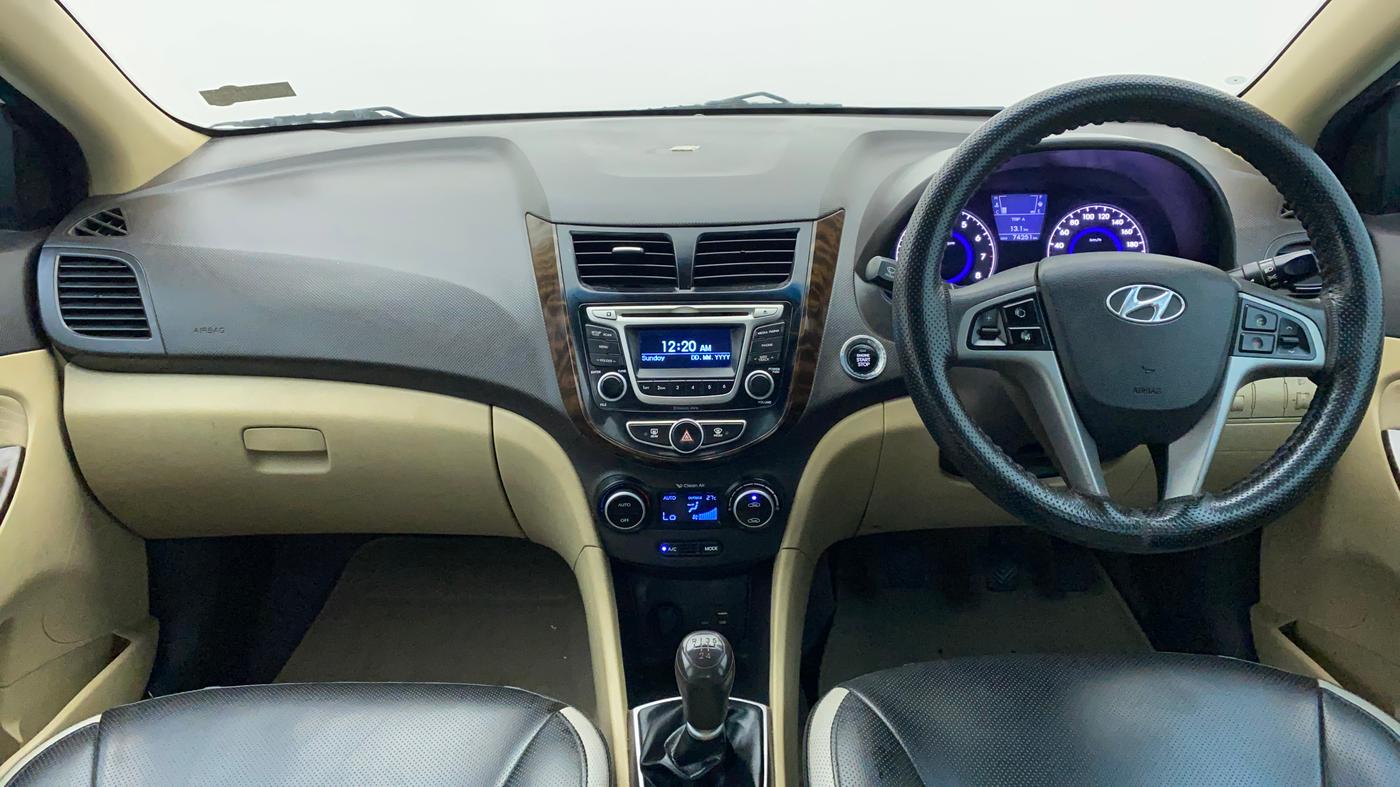 2015 Hyundai Verna FLUIDIC 4S 1.6 VTVT S, Petrol, Manual, 74,294 km, Dashboard