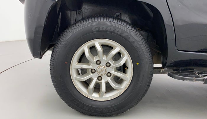 2017 Mahindra TUV300 T8, Diesel, Manual, 66,519 km, Right Rear Wheel