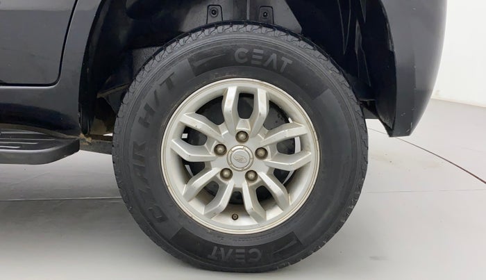 2017 Mahindra TUV300 T8, Diesel, Manual, 66,519 km, Left Rear Wheel