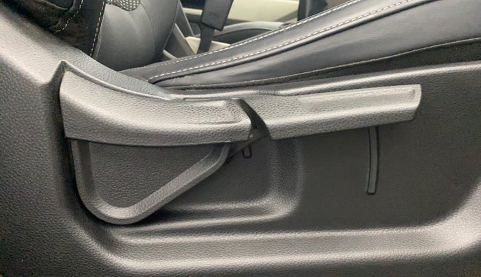2022 KIA CARENS PRESTIGE PLUS 1.4 PETROL 7 STR, Petrol, Manual, 35,514 km, Driver Side Adjustment Panel
