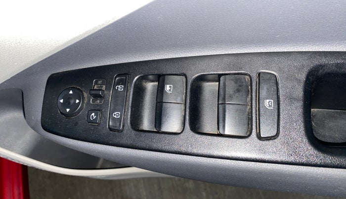 2021 Hyundai AURA S 1.2 AMT, Petrol, Automatic, 24,879 km, Driver Side Door Panels Control