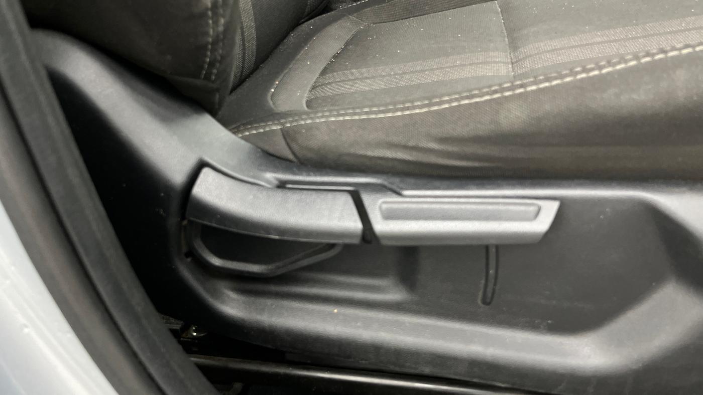 2022 Hyundai VENUE SX 1.0 TURBO IMT, Petrol, Manual, 35,239 km, Driver Side Adjustment Panel